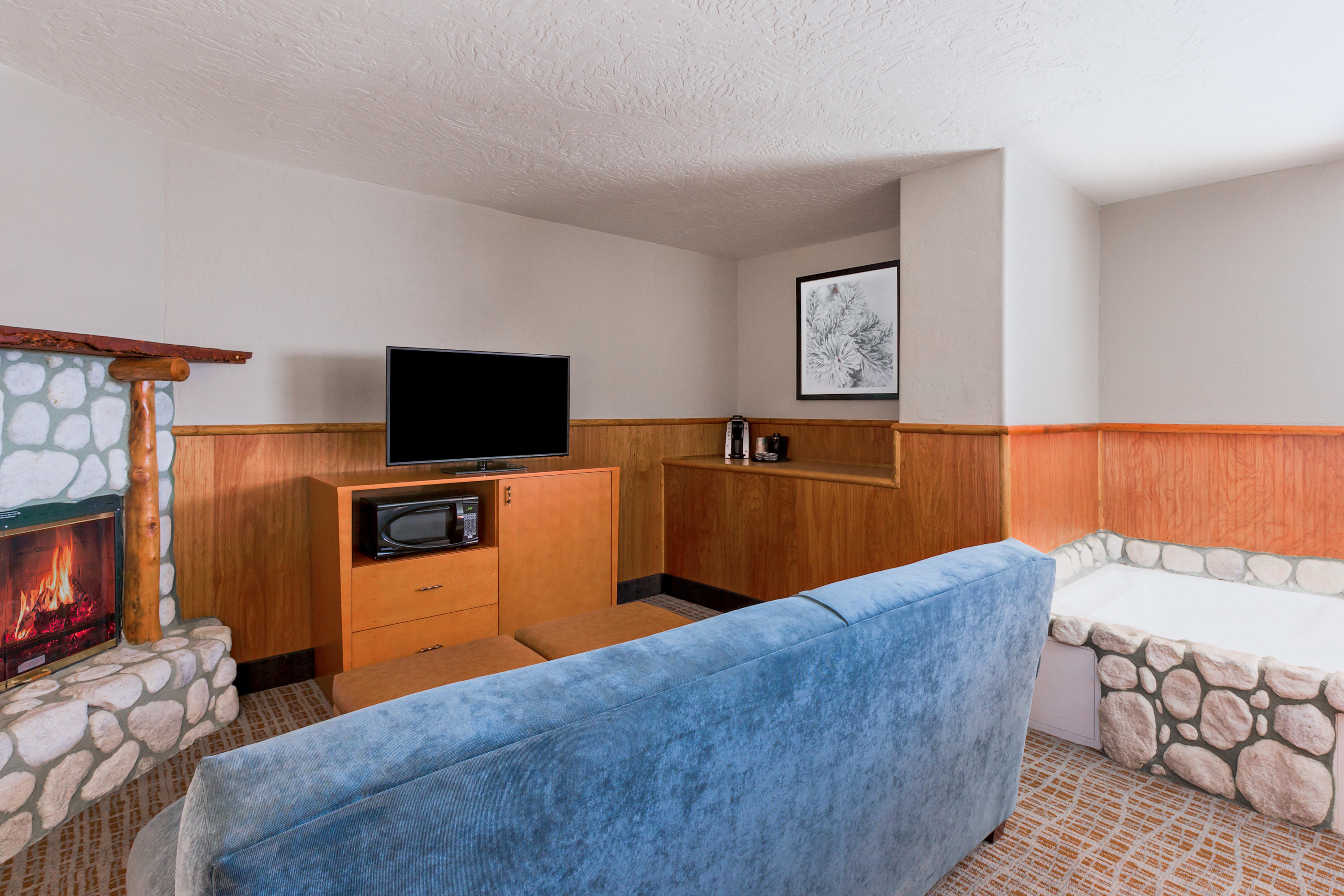 Holiday Inn Resort The Lodge At Big Bear Lake By Ihg Exterior photo